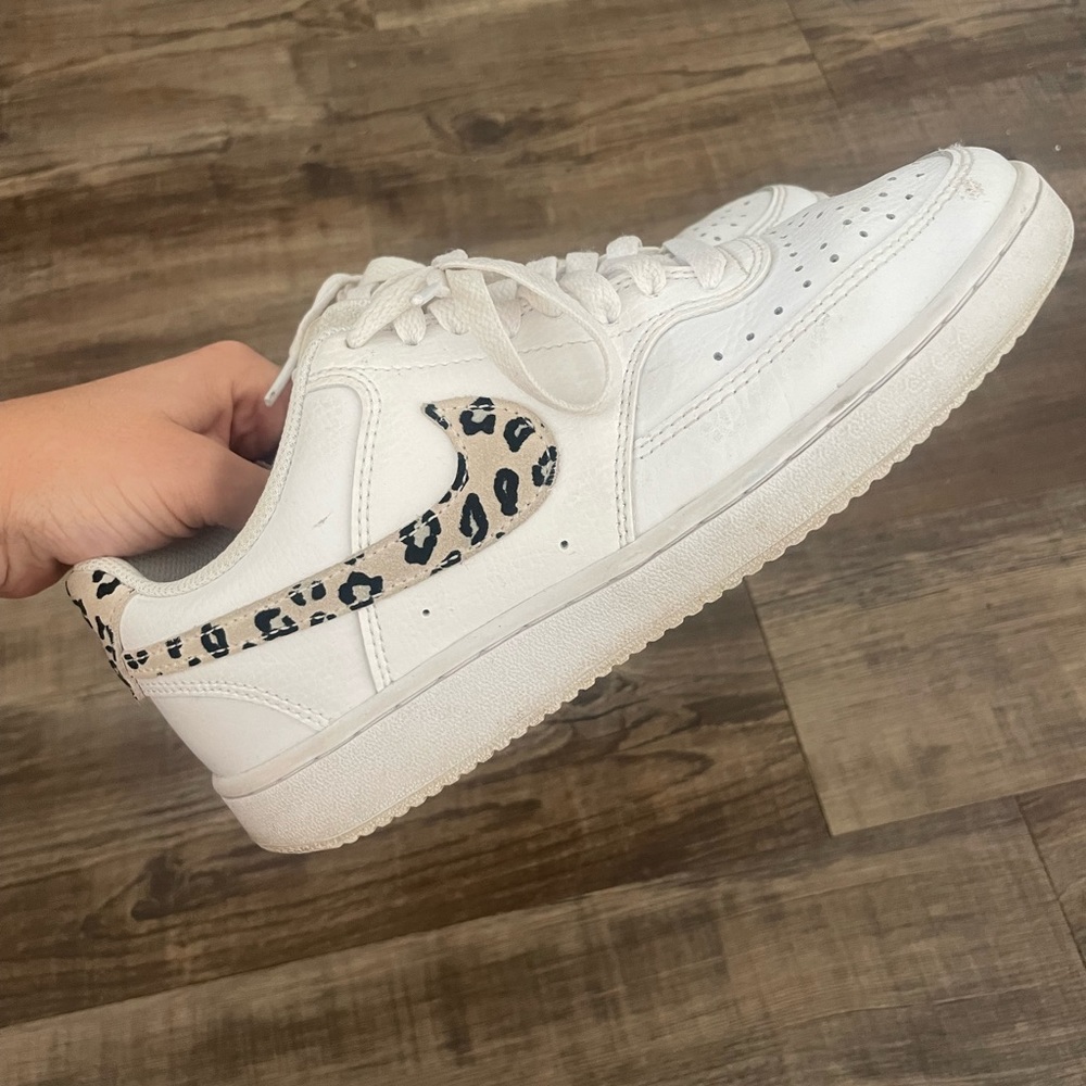 Nike Court Visions Low-Women’s